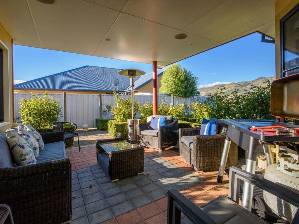 Kawarau Bay View - Cromwell Holiday Home Kültér fotó